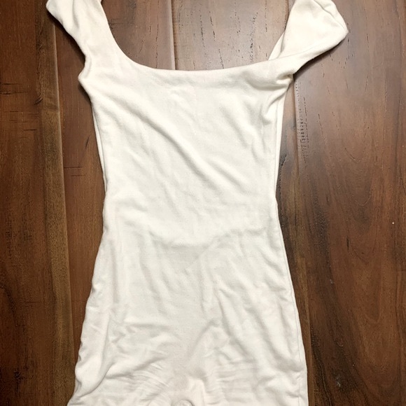 **SOLD** ARE YOU AM I Juna Romper in White 🤍 - Picture 8 of 9